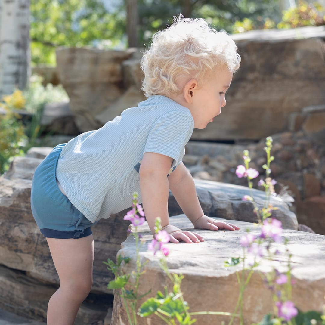 Image of toddler wearing a Thirsties organic cotton potty training pants in slate