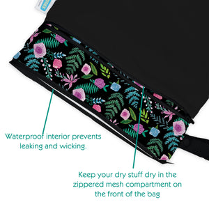 -image of wet dry bag waterproof interior and zippered compartment